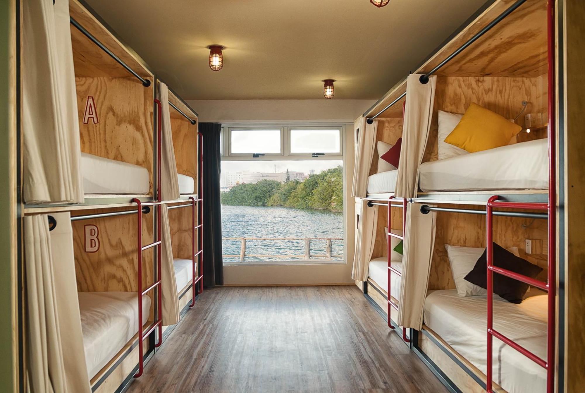 Bed in 10-Bed Female Dormitory Room,1419223476:JPEG